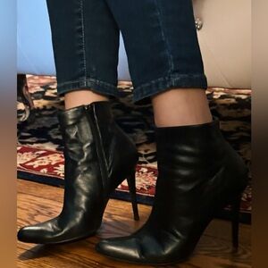 Colin Stuart Black Leather Pointed-Toe Stiletto Ankle Boots